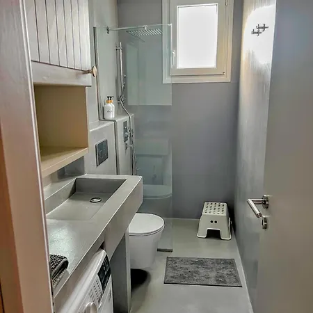 Elements - Air & Water By Hostandros Gavrio