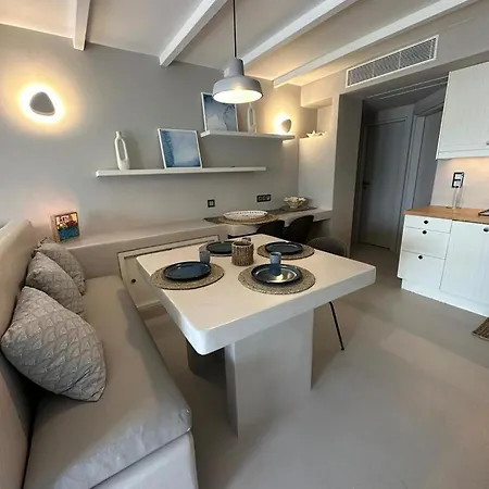 Elements - Air & Water By Hostandros