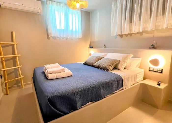 Elements - Air & Water By Hostandros *