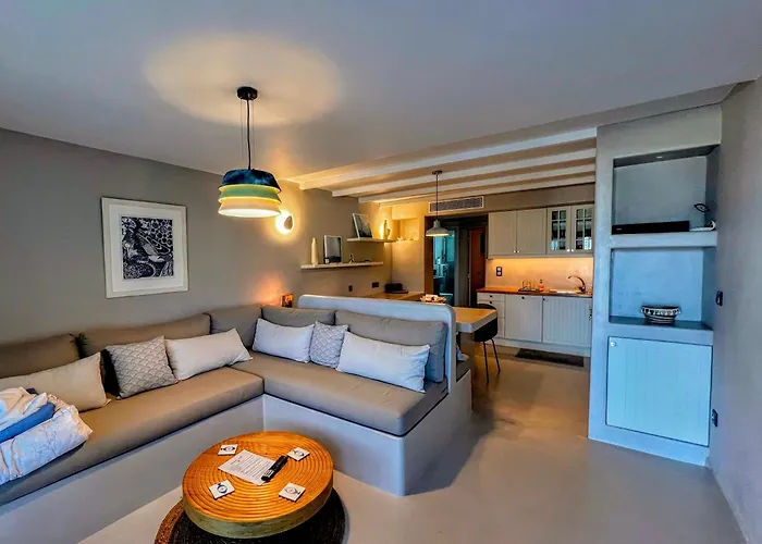 Elements - Air & Water By Hostandros Appartement Gavrio